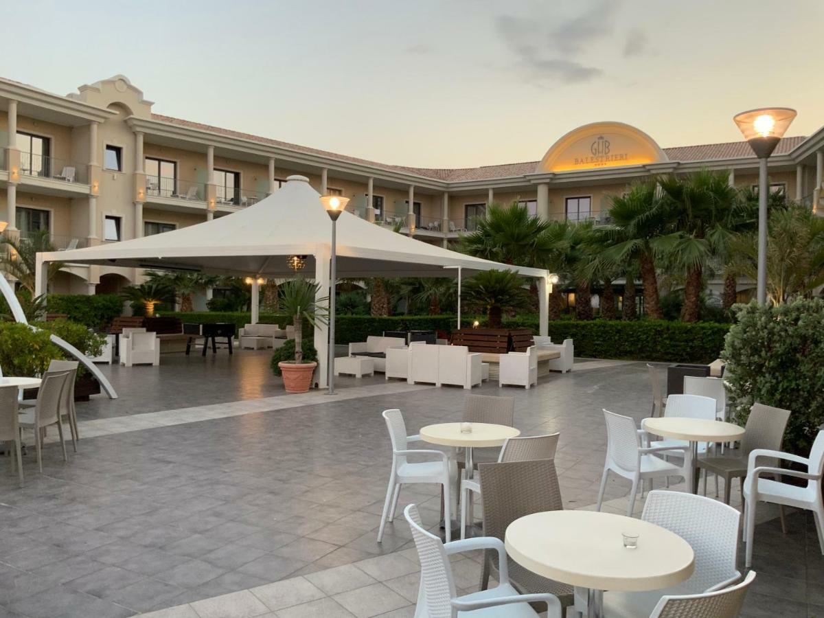 Grand Hotel Balestrieri Torre Melissa Exterior foto