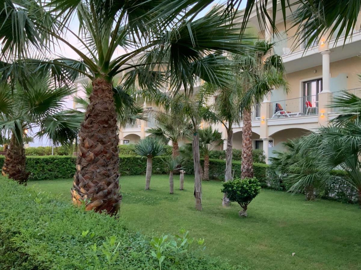 Grand Hotel Balestrieri Torre Melissa Exterior foto