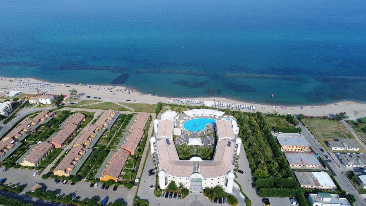 Grand Hotel Balestrieri Torre Melissa Exterior foto